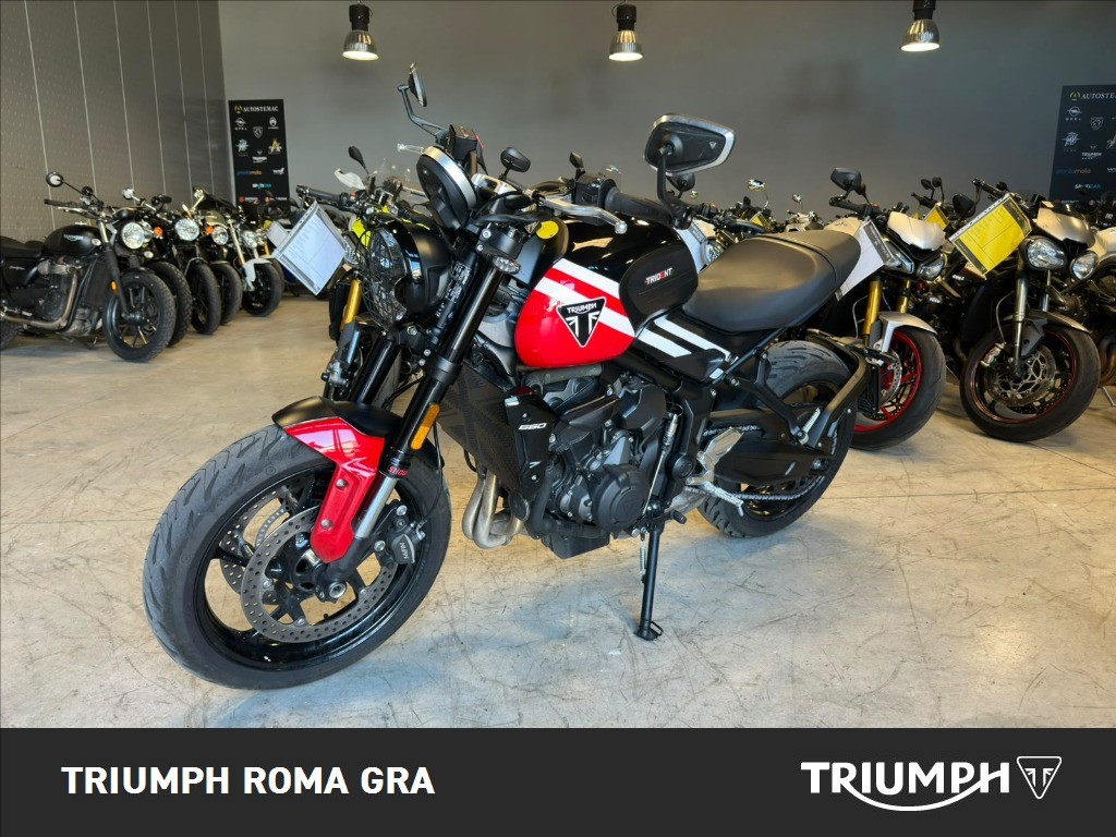TRIUMPH Trident 660 Diablo Red / Sapphire Black Abs