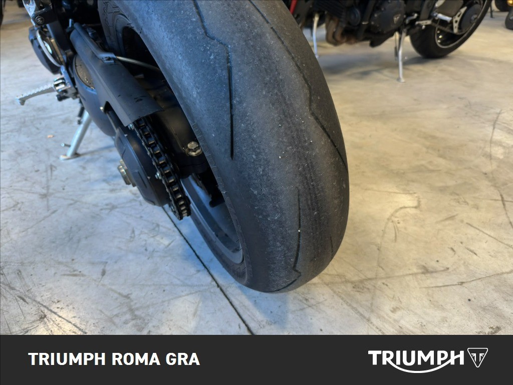 TRIUMPH Speed Triple 1050 