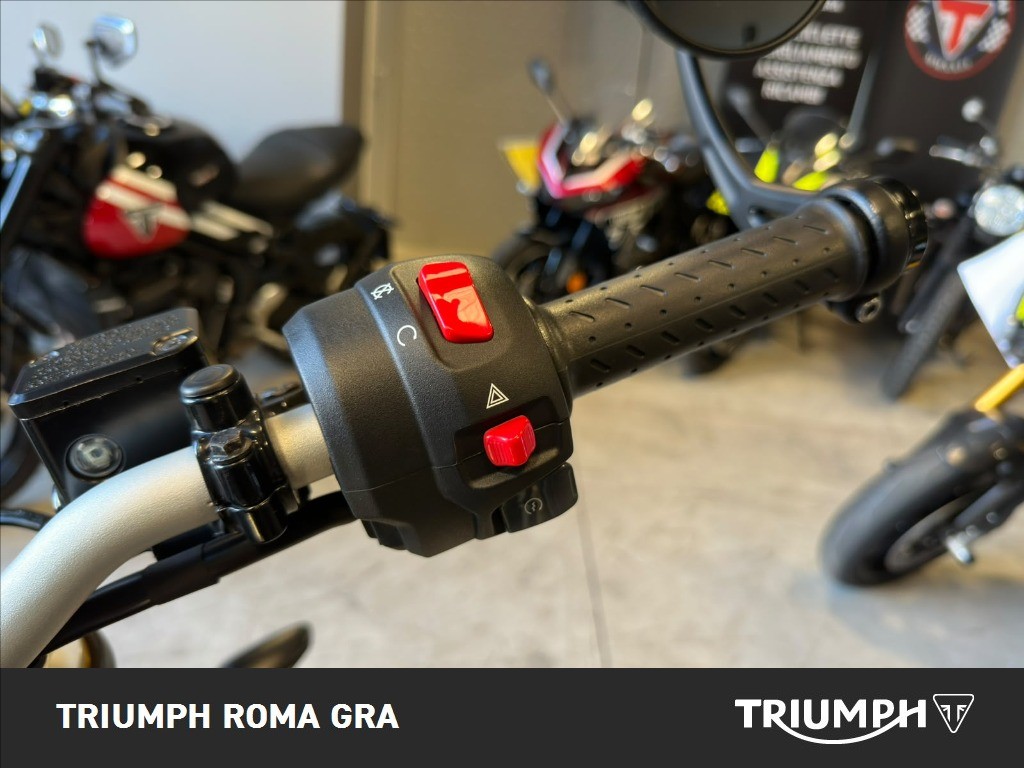 TRIUMPH Speed 400 Abs